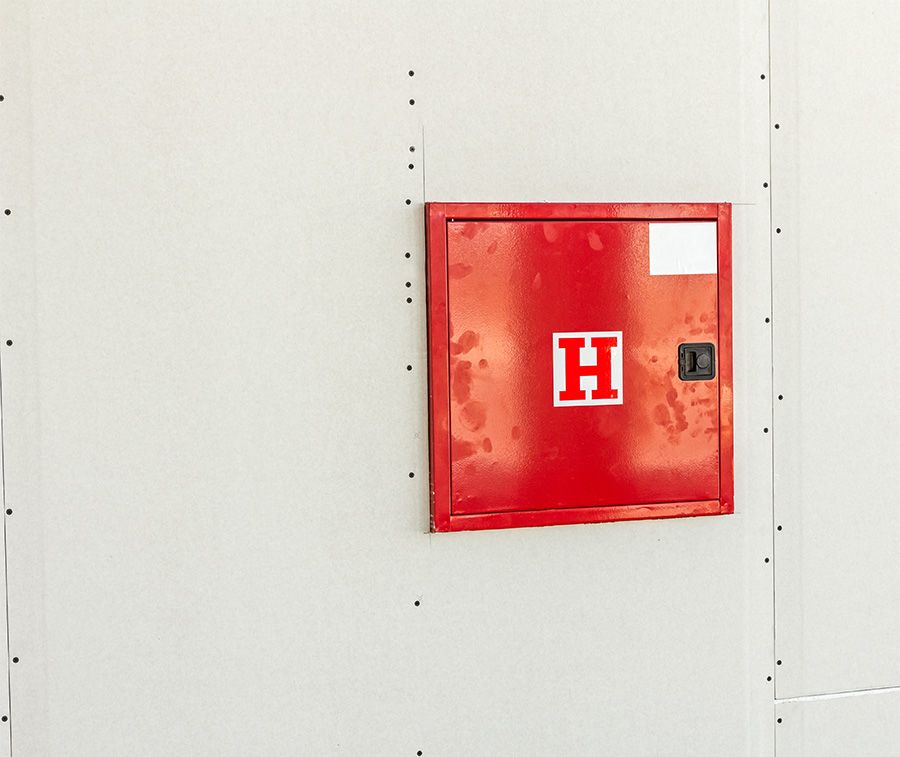 Brandschutzwand mit Fach